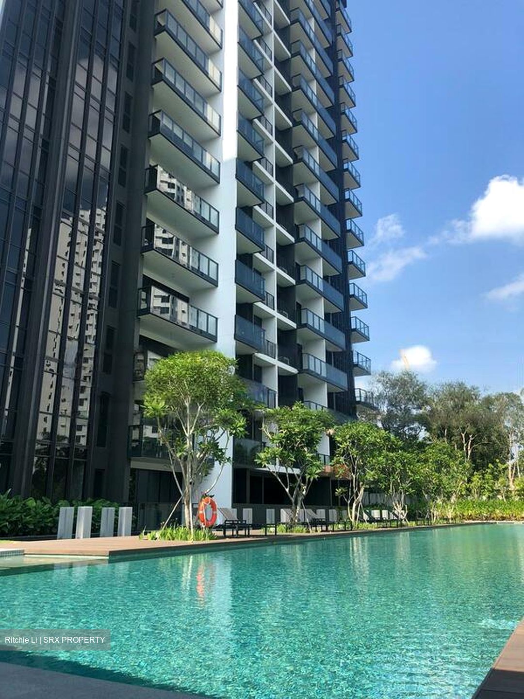Country Esquire (D20), Condominium #467833211